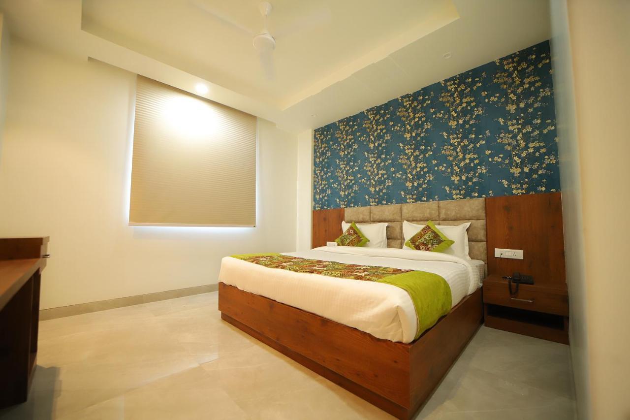 Hotel Marine House Agra  Exterior photo