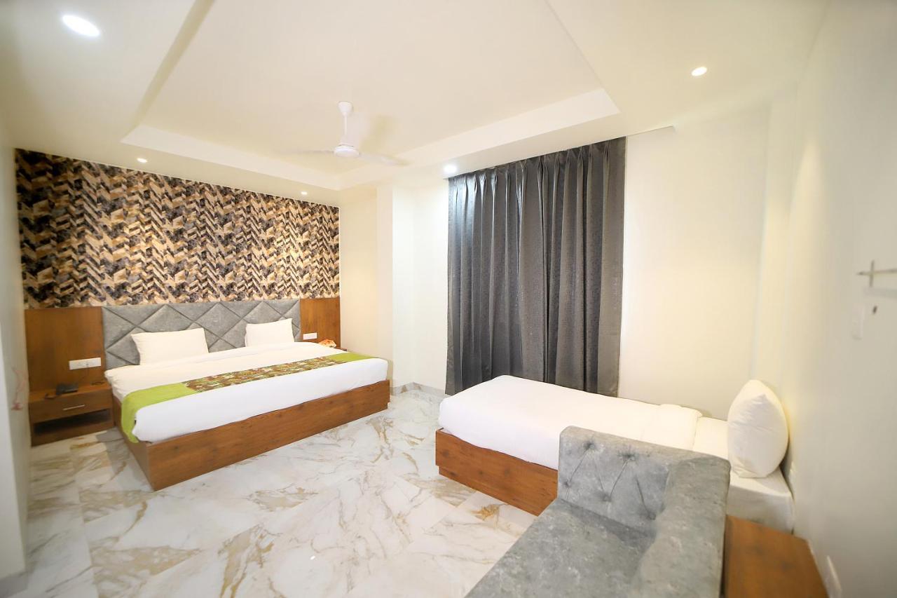 Hotel Marine House Agra  Exterior photo